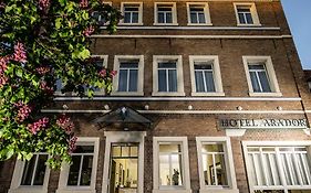 Hotel Arador